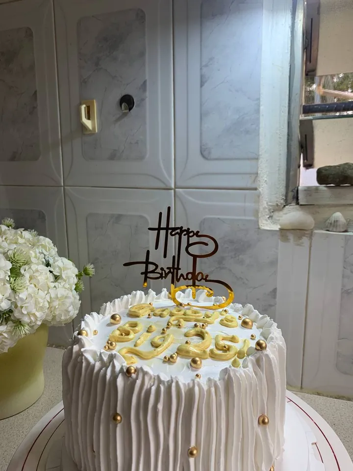 Madge Treats birthday cake in Accra — photo 2