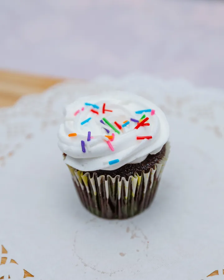 Chocolate cupcakes - photo 4 of 4