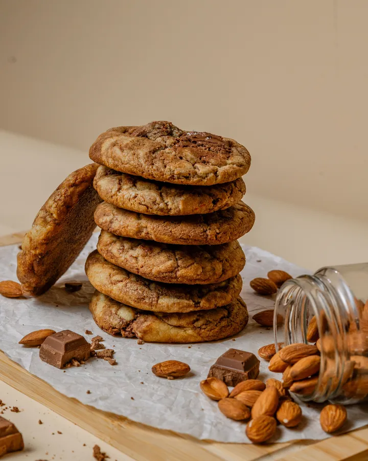 Classic Chocolate Chip Cookies — photo 4 of 6