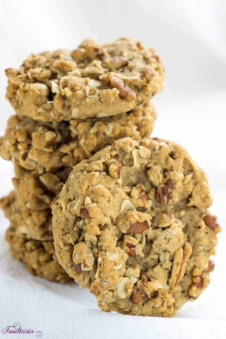 Golden Oat Crunch Cookies — photo 2 of 4