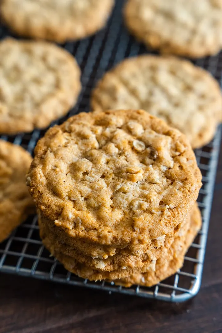 Golden Oat Crunch Cookies — photo 3 of 4