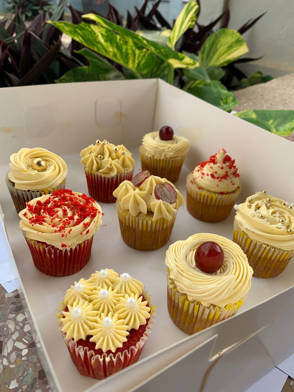 Freshly baked Madge Treats cupcakes